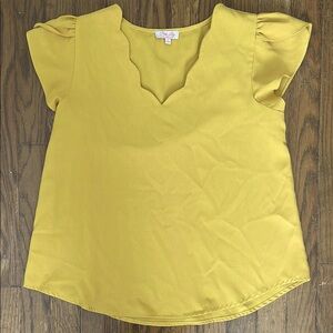 Pink Lily Mustard Yellow Women's Top Size Small